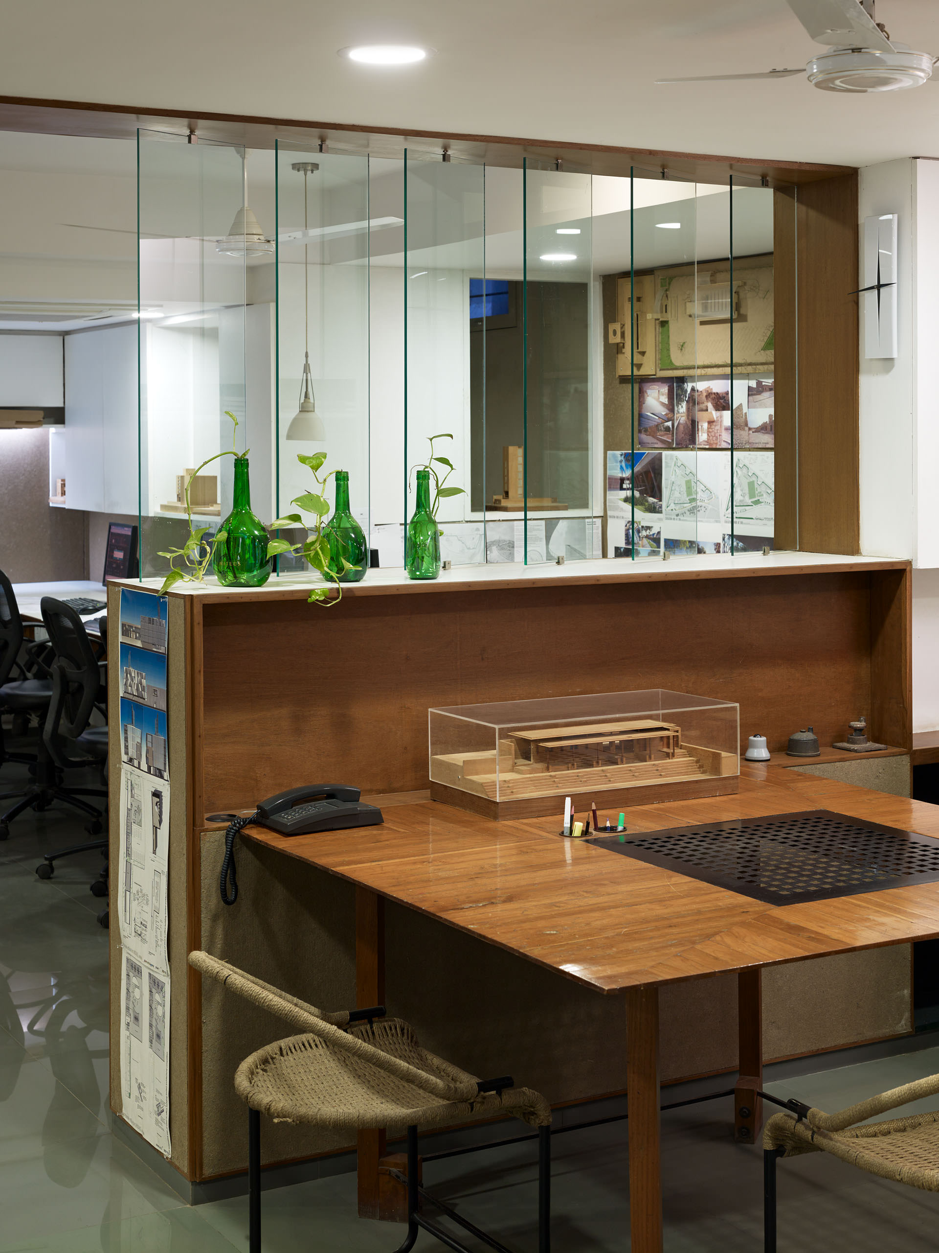 E14491 Alpa 042399 j2560